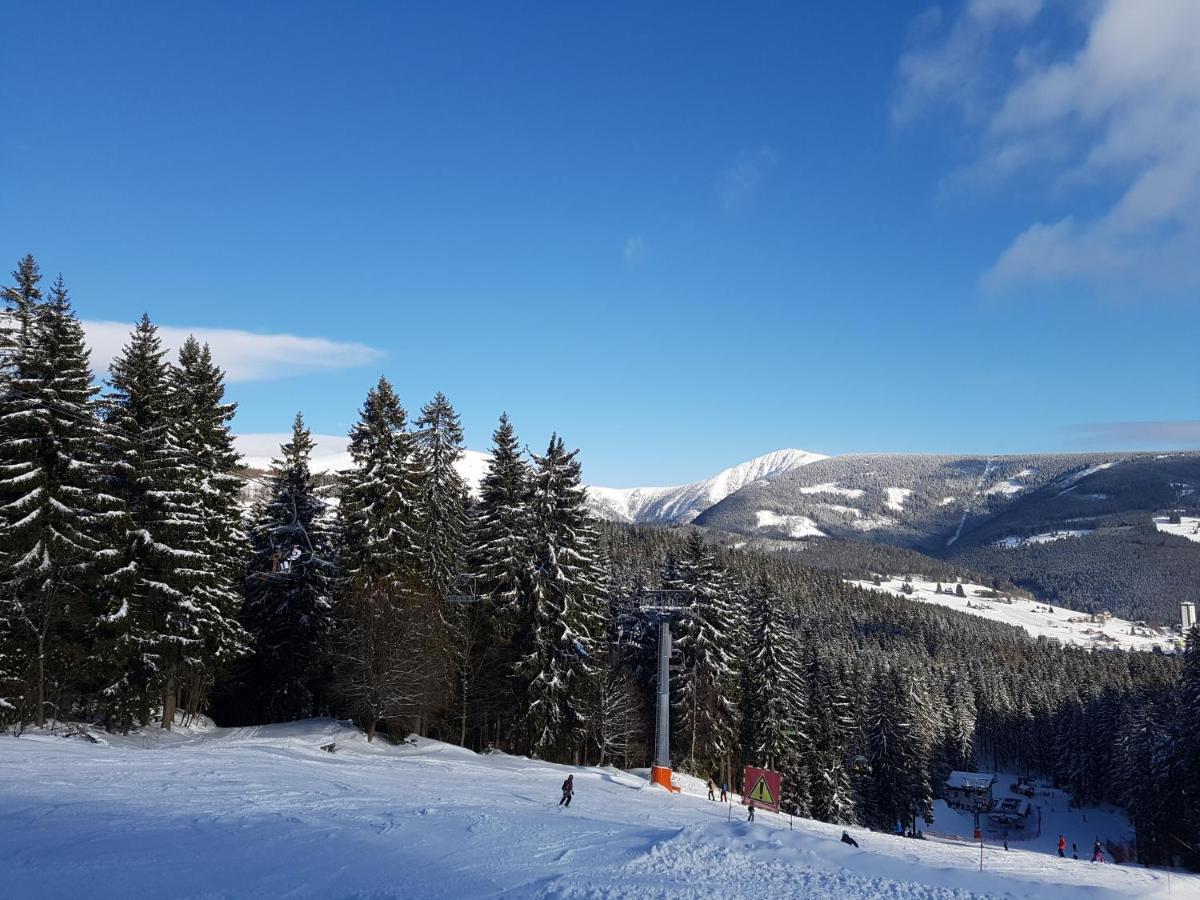 Capkova Chata Hotel Pec pod Snezkou Bagian luar foto
